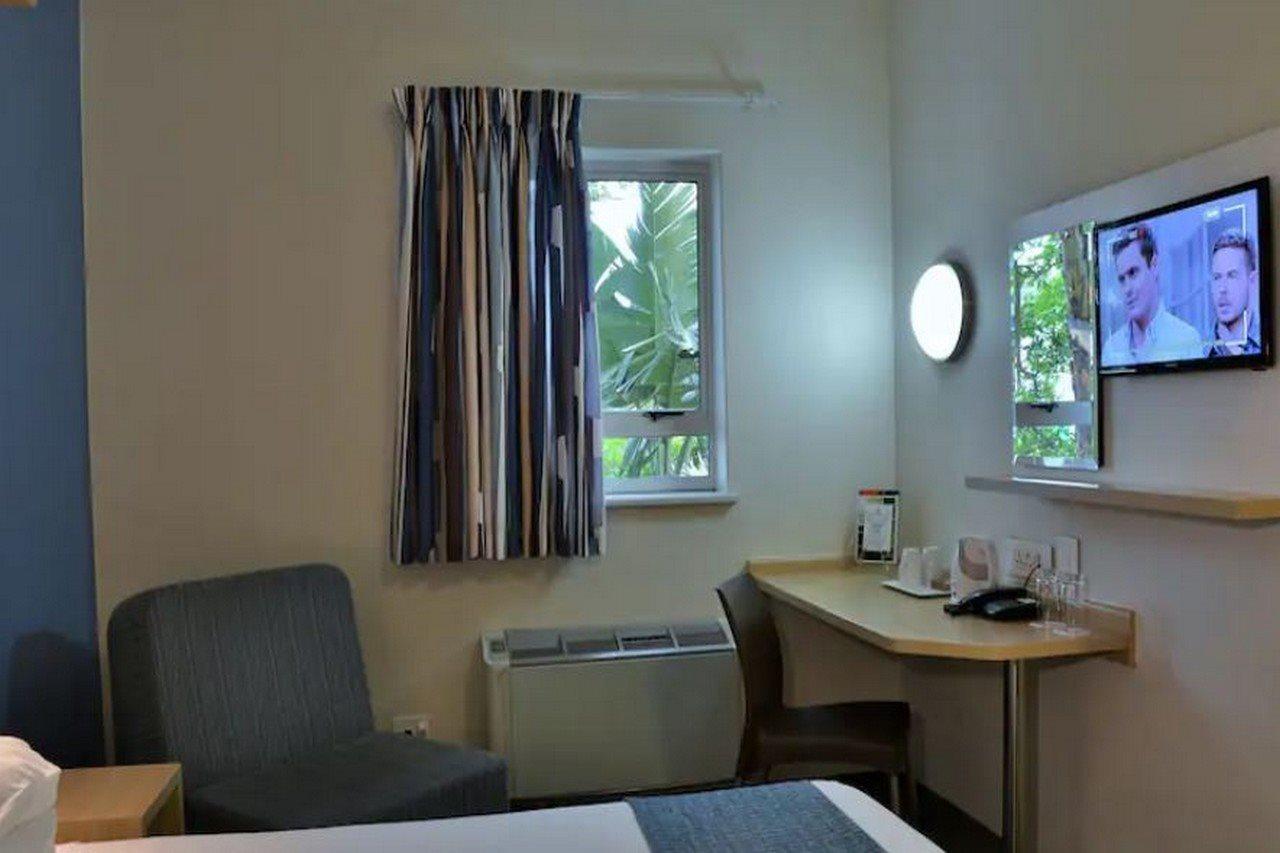 Road International Airport Hotel Cape Town