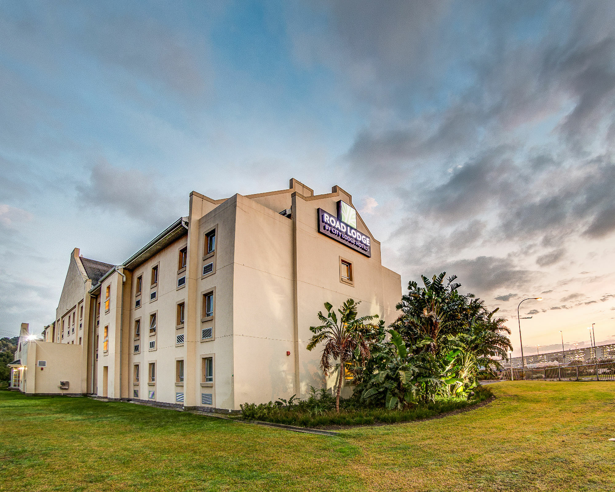 Road International Airport Hotel Cape Town